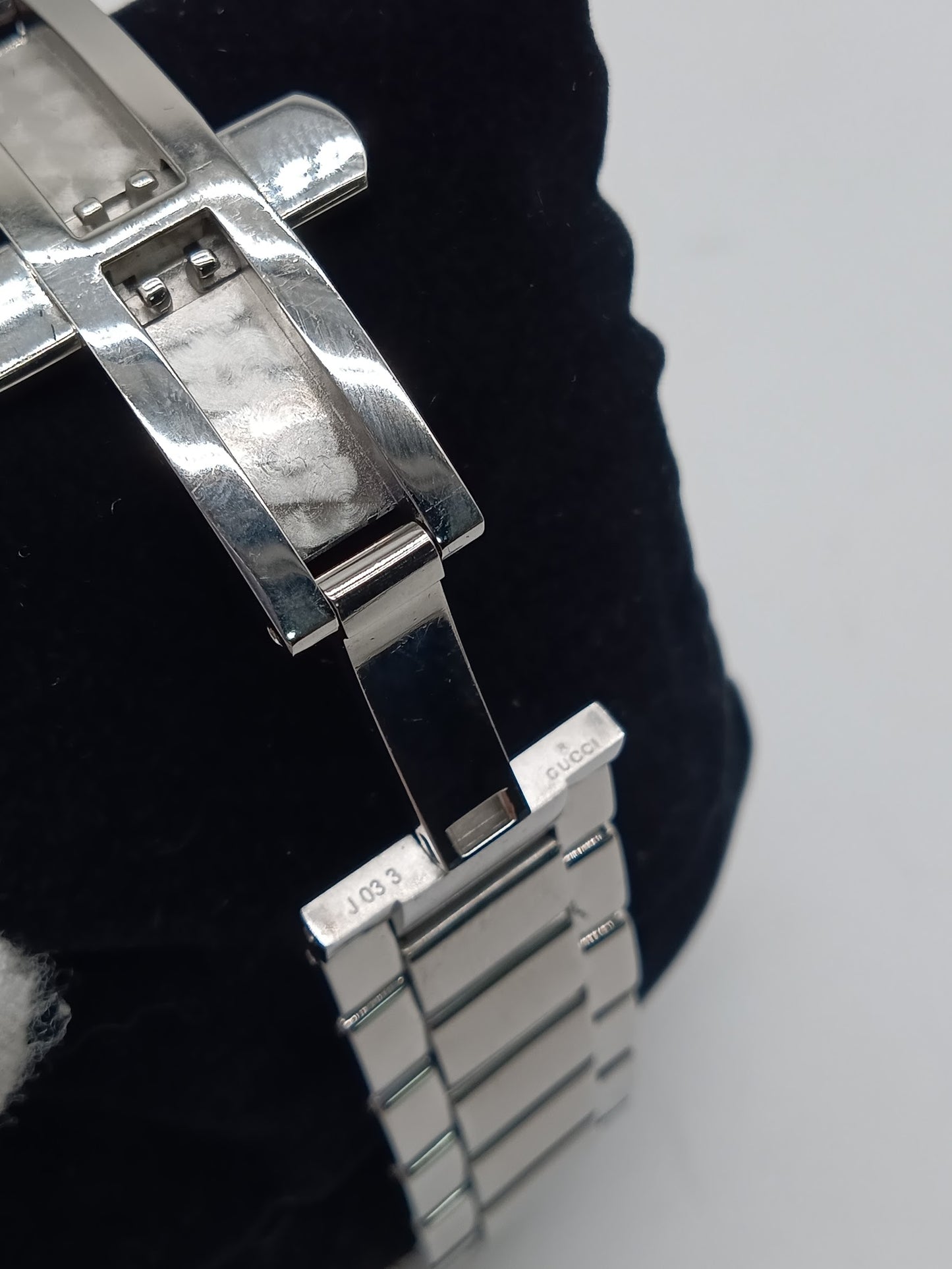 GUCCI GG 8500L Watch