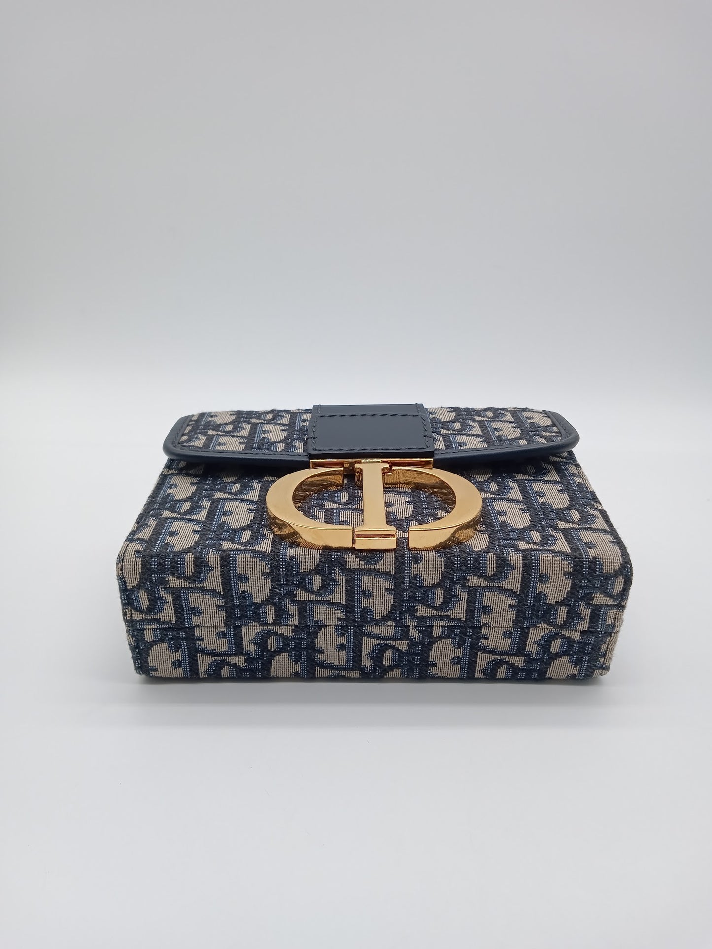 DIOR Oblique Montaigne Jacquard 30