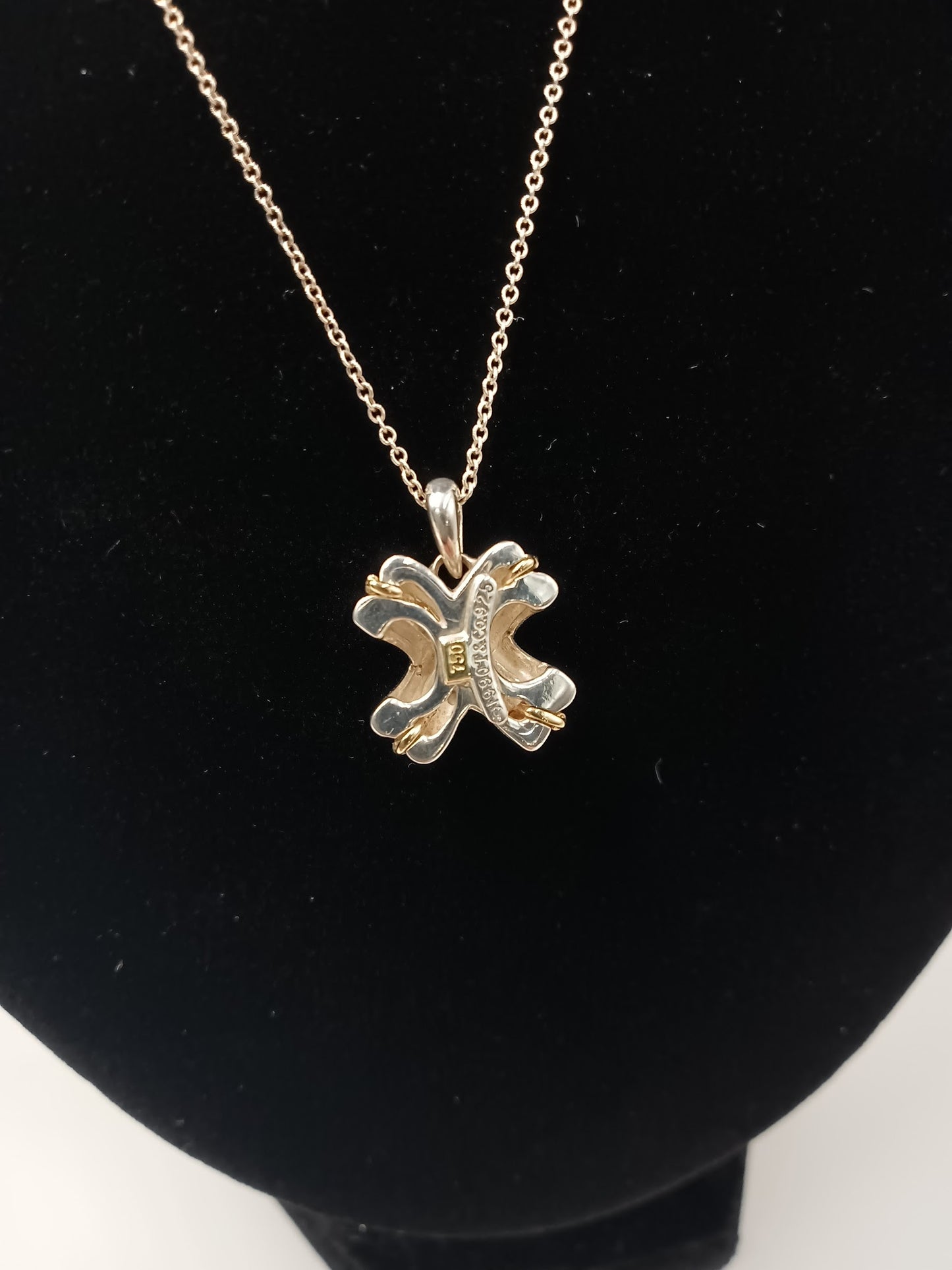 TIFFANY Signature Cross Necklace