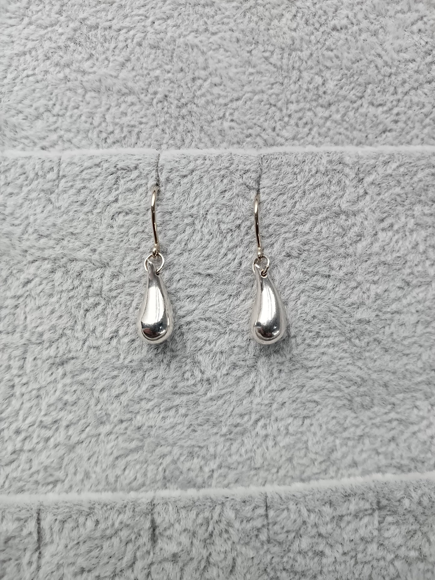 TIFFANY Teardop Earrings