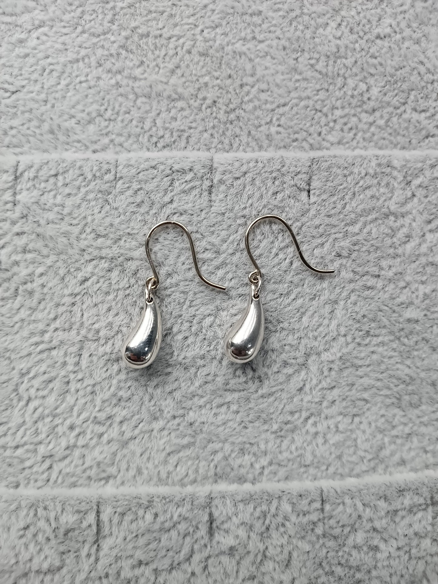 TIFFANY Teardop Earrings