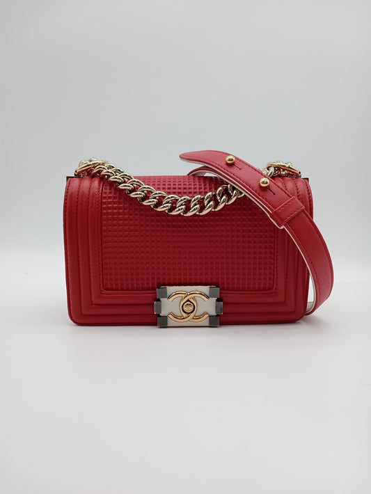 CHANEL Cube Embossed Leboy