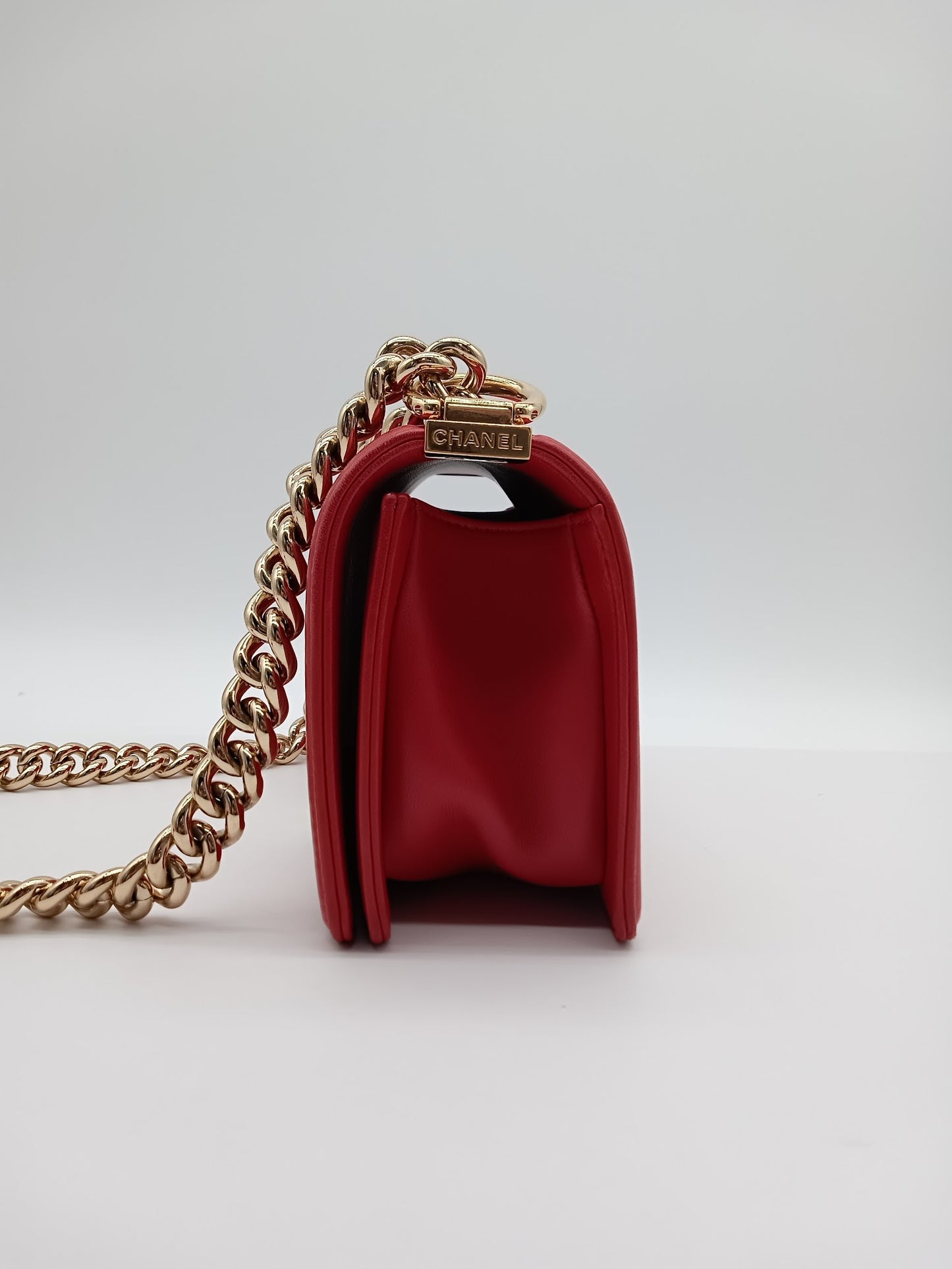 CHANEL Cube Embossed Leboy