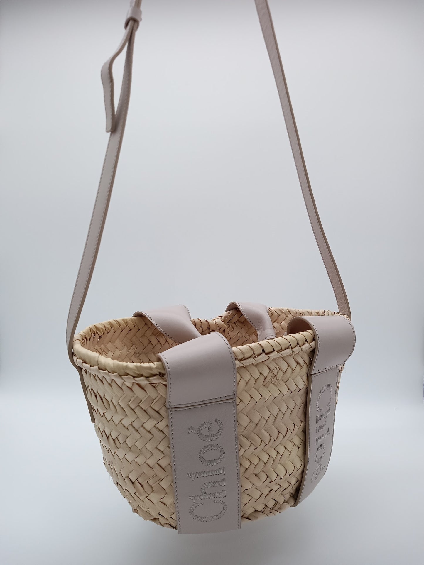 CHLOE Sense Raffia Tote