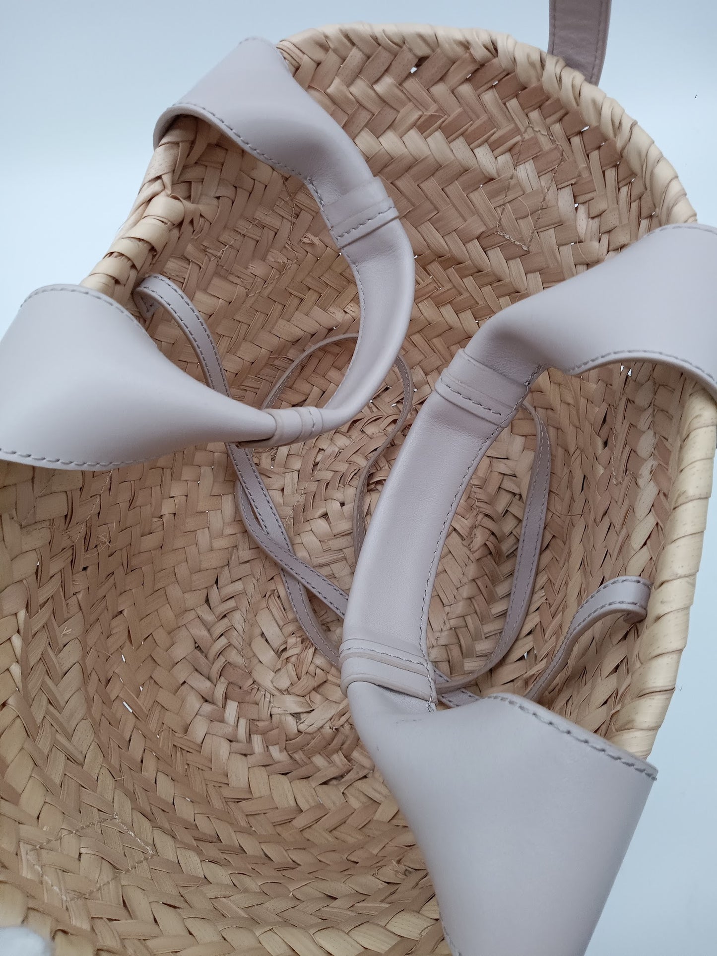 CHLOE Sense Raffia Tote