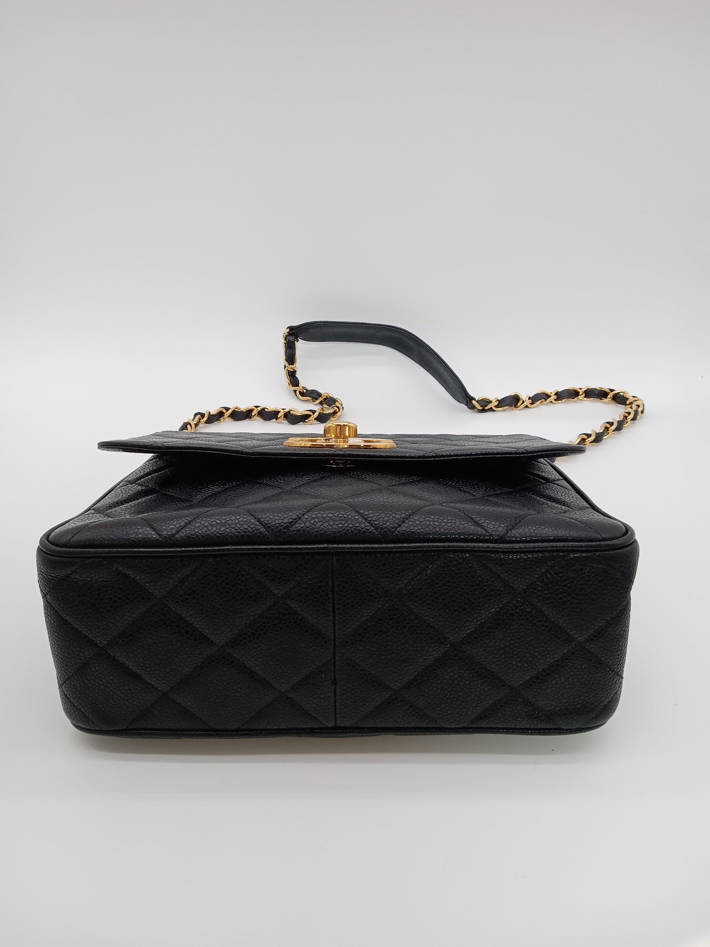 CHANEL Caviar Square Straight Flap