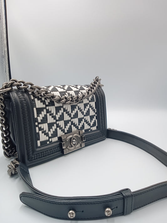 CHANEL Woven Black & White Leboy