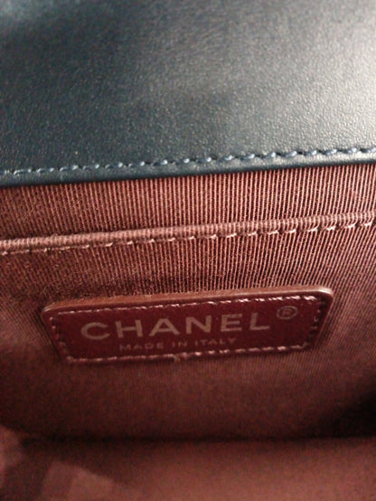 CHANEL Tweed Leboy