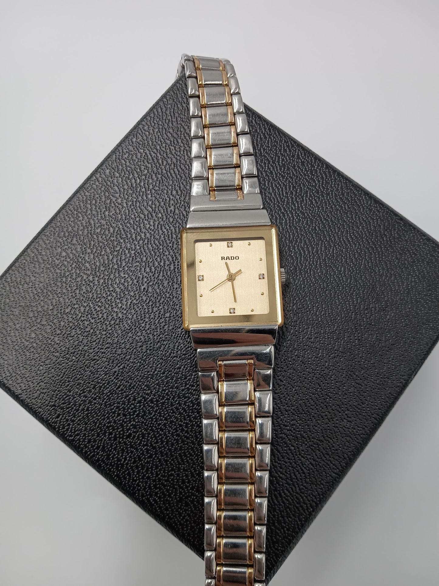 RADO Florence Quatrz Watch