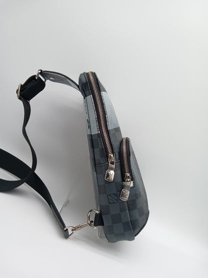 LOUIS VUITTON Damier Graphite Avenue Bag