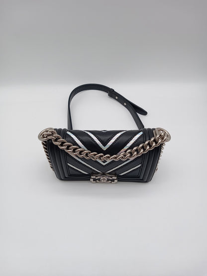 CHANEL Lambskin Iridescent Chevron Leboy