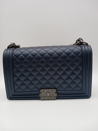 CHANEL Caviar Quilted Metallic New Medium Leboy