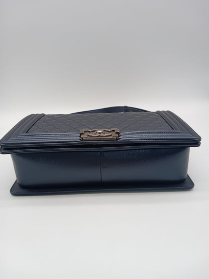 CHANEL Caviar Quilted Metallic New Medium Leboy