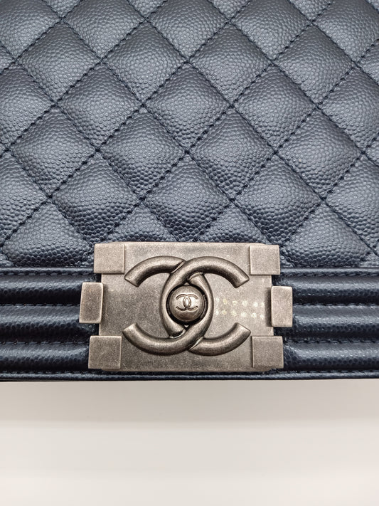 CHANEL Caviar Quilted Metallic New Medium Leboy