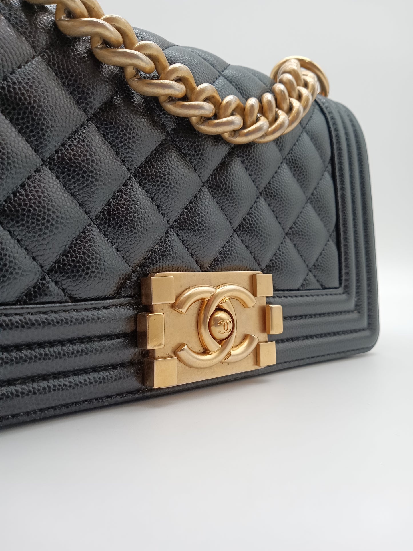 CHANEL Caviar Quilted Leboy