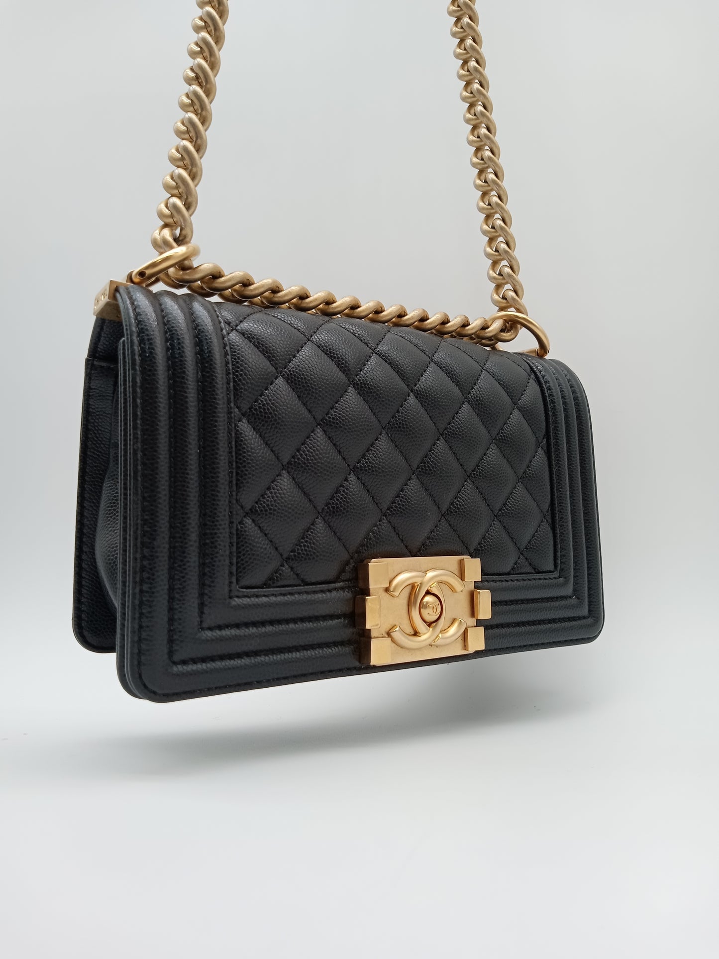 CHANEL Caviar Quilted Leboy