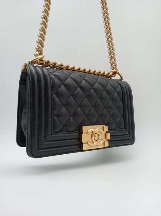 CHANEL Caviar Quilted Leboy