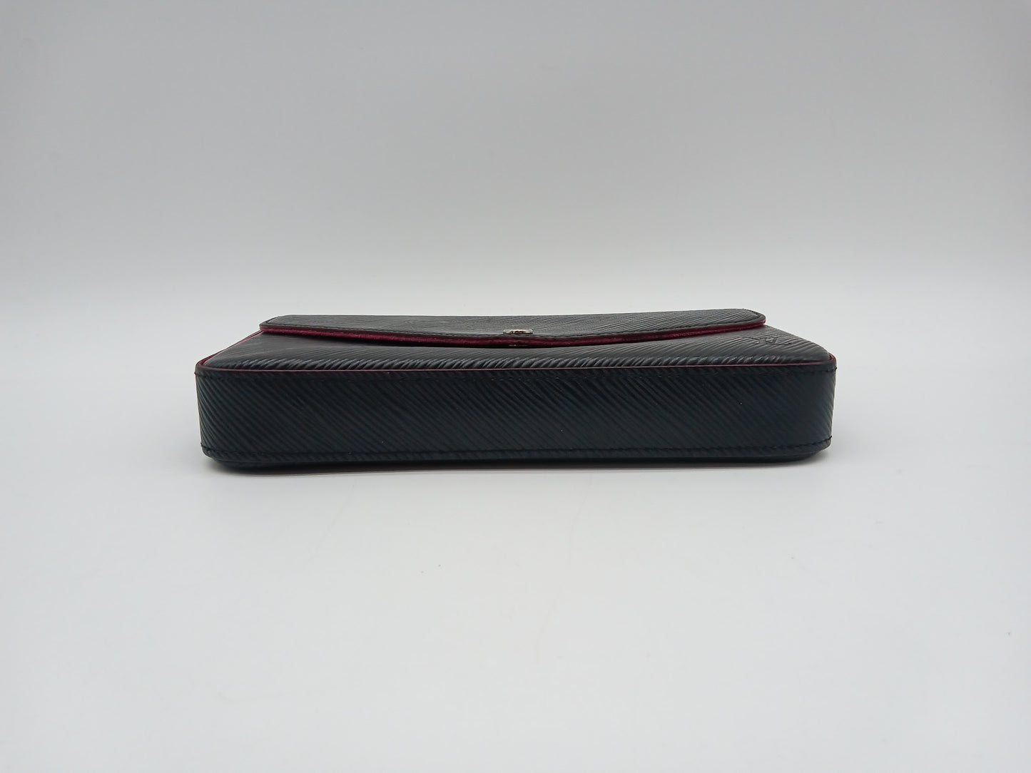LOUIS VUITTON Epi Pochette Felicie