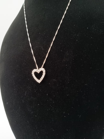 K18 White Gold Open Heart Necklace