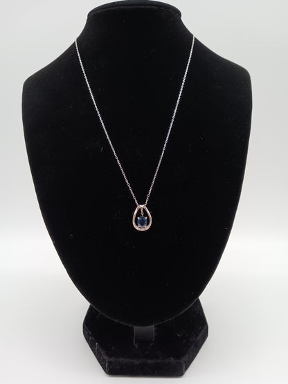 K18 White Gold Sapphire Necklace
