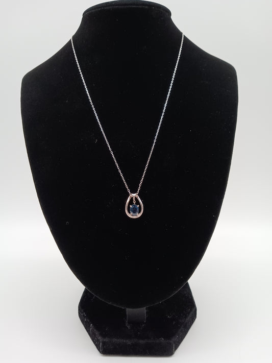 K18 White Gold Sapphire Necklace