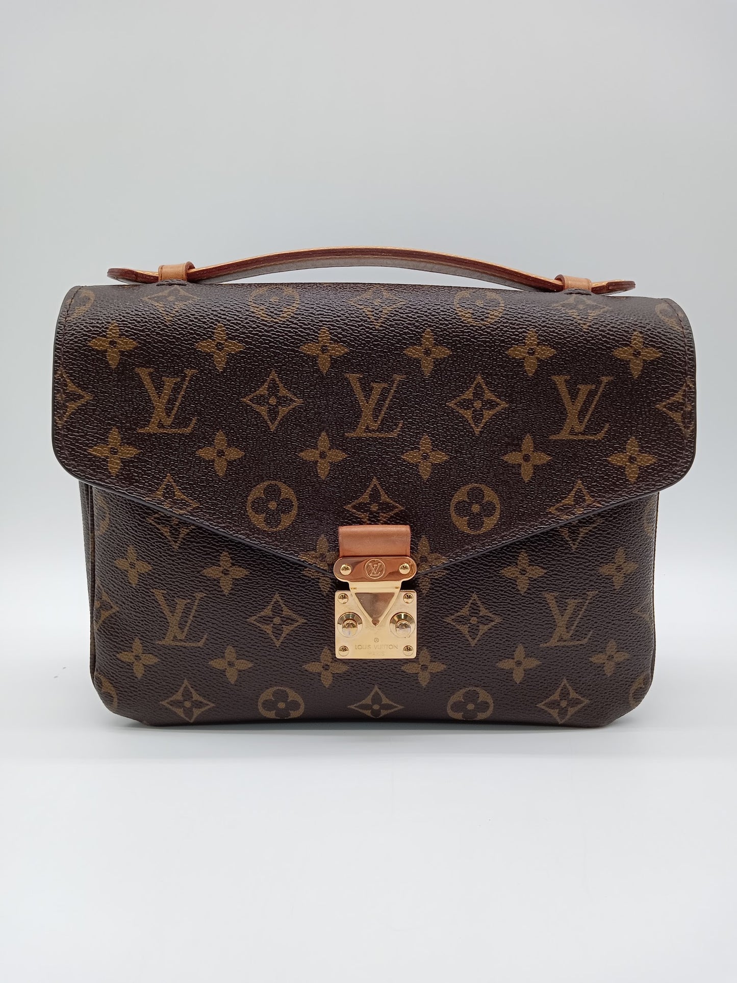 LOUIS VUITTON Monogram Metis MM