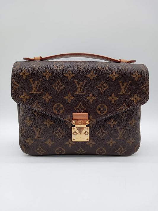 LOUIS VUITTON Monogram Metis MM