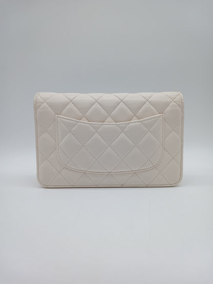 CHANEL Coco Clips Wallet on Chain