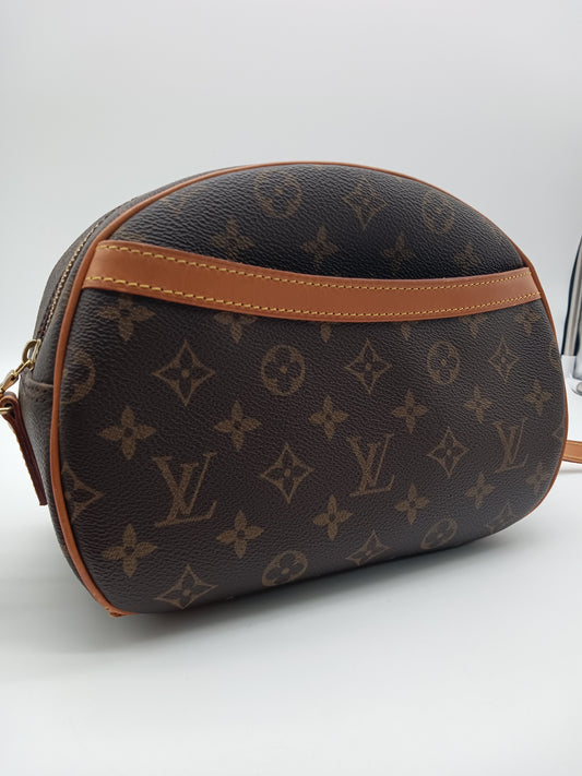 LOUIS VUITTON Monogram Blois