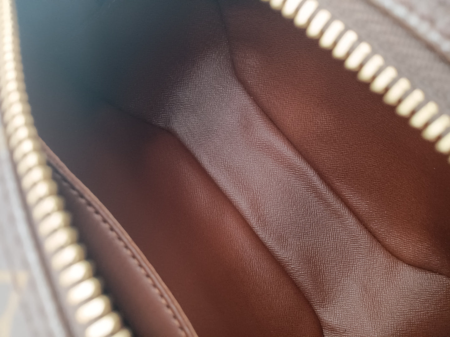 LOUIS VUITTON Monogram Blois