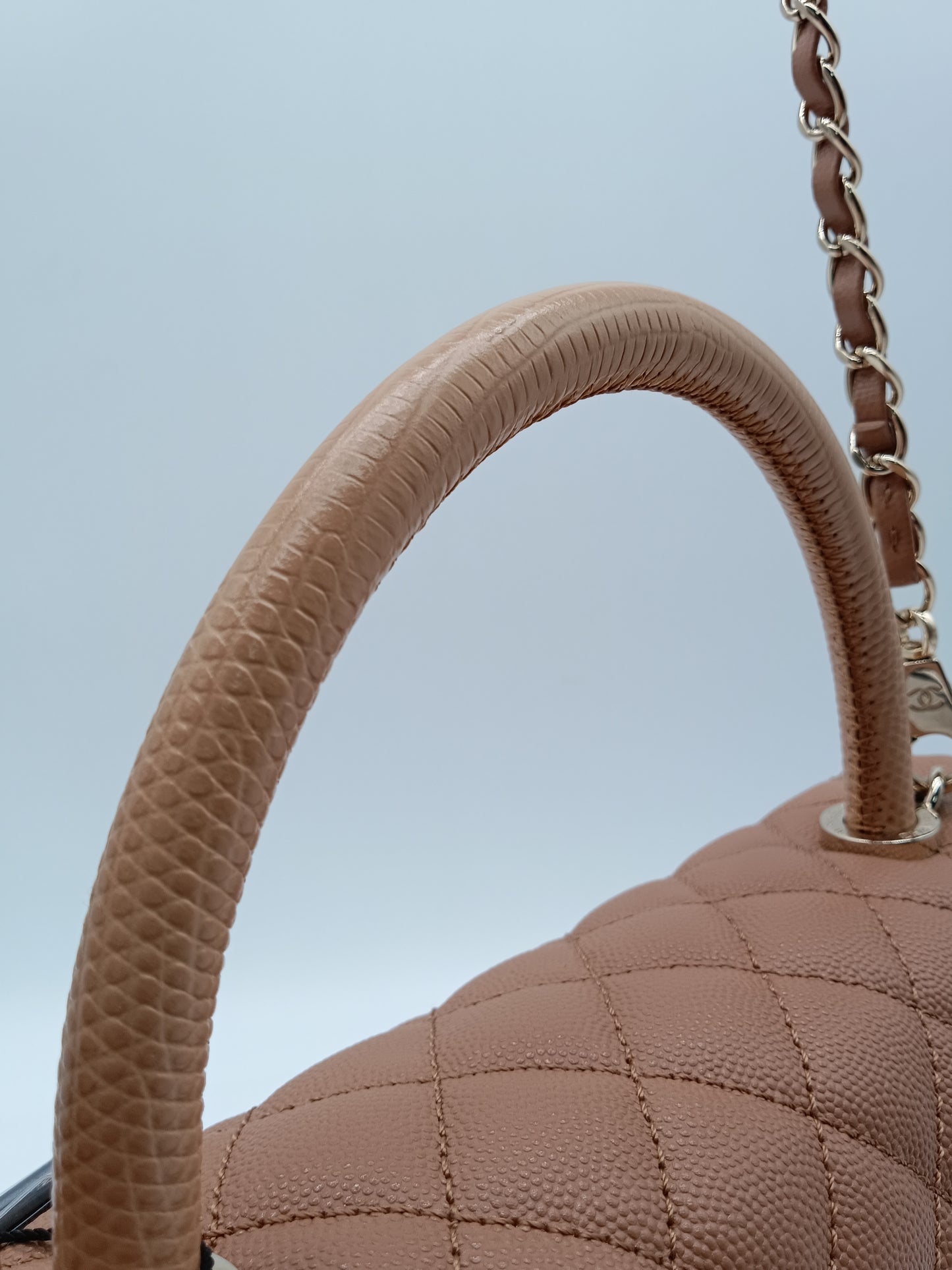 CHANEL Caviar Medium Coco Lizard Top Handle