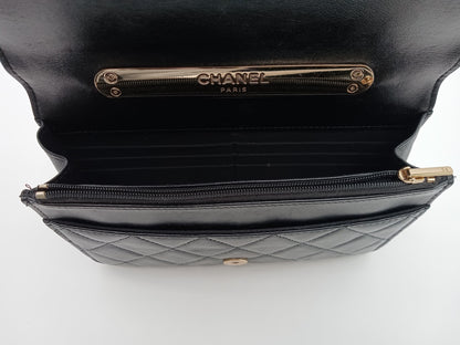 CHANEL Lambskin Quilted Trendy