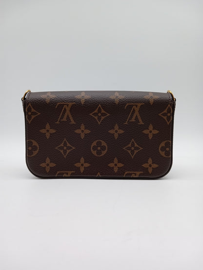 LOUIS VUITTON Monogram Felicie Strap and Go
