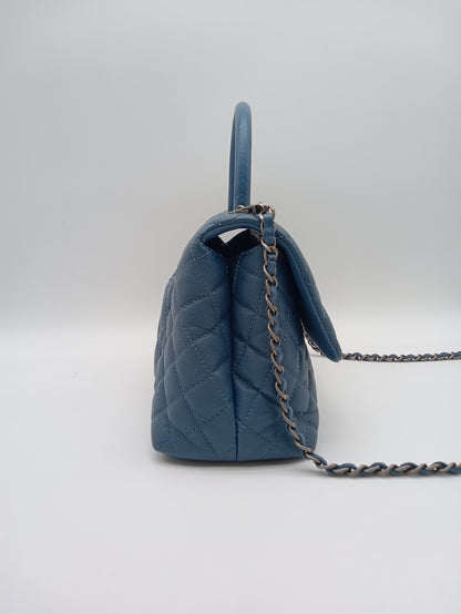 CHANEL Caviar Medium Coco Handle