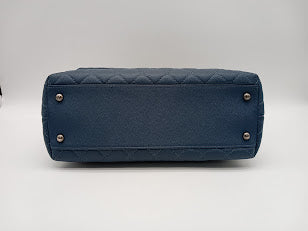 CHANEL Caviar Medium Coco Handle