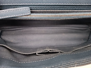 CHANEL Caviar Medium Coco Handle