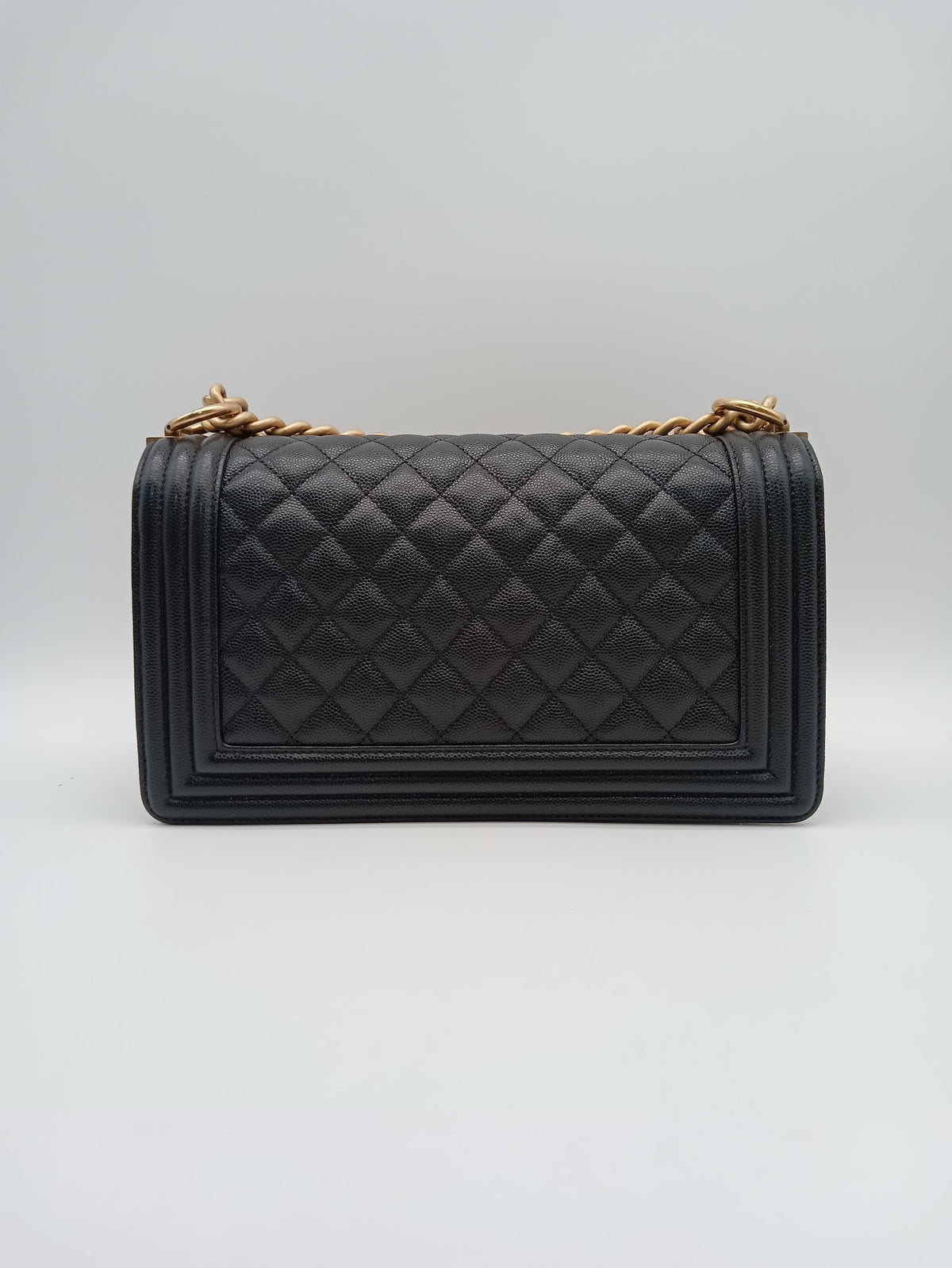 CHANEL Caviar Quilted Medium Leboy