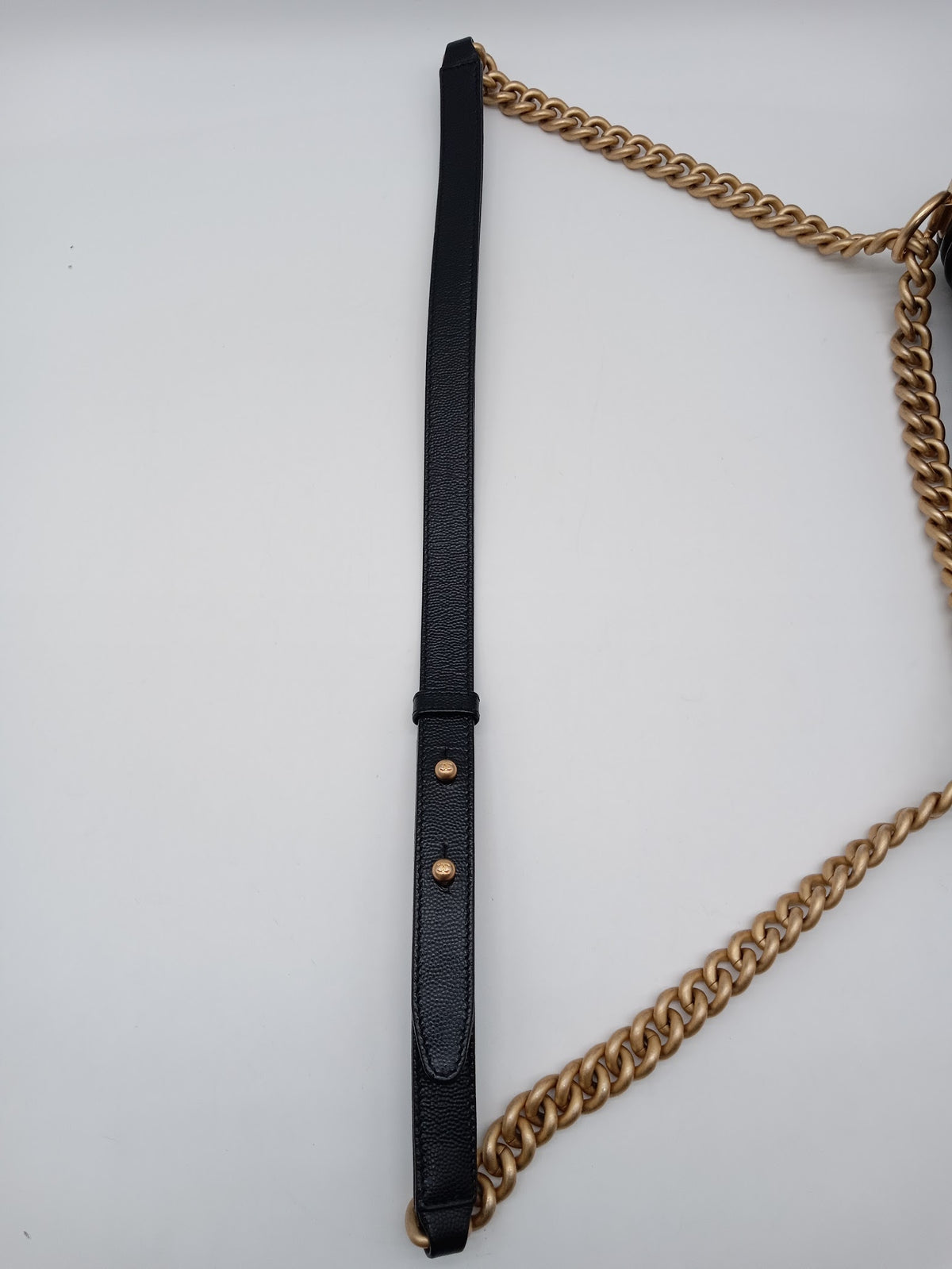 CHANEL Caviar Quilted Medium Leboy