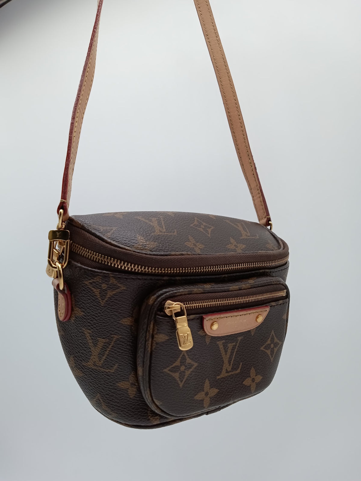 LOUIS VUITTON Monogram Mini Bumbag