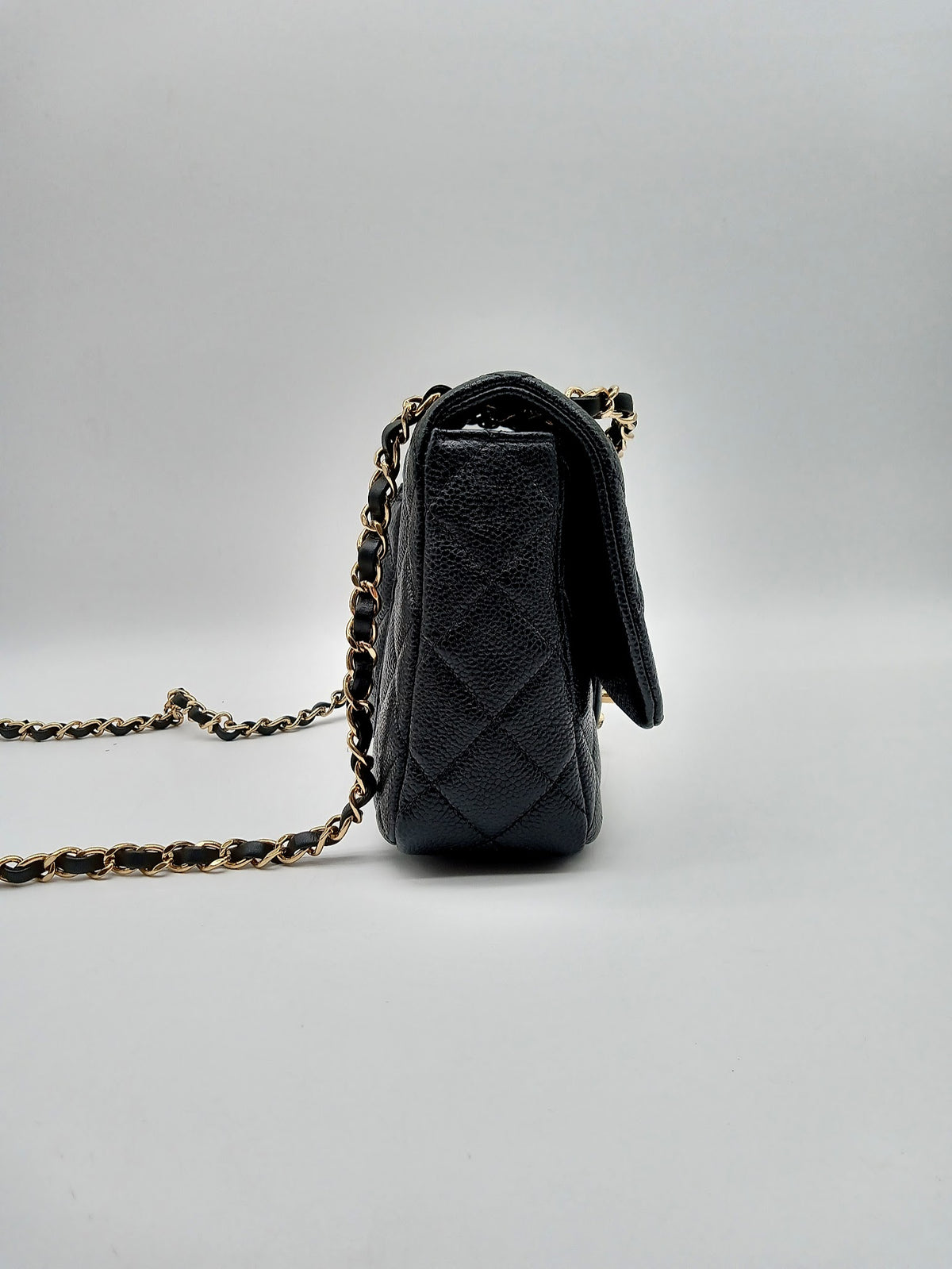 CHANEL Caviar Mini Quilted Flap