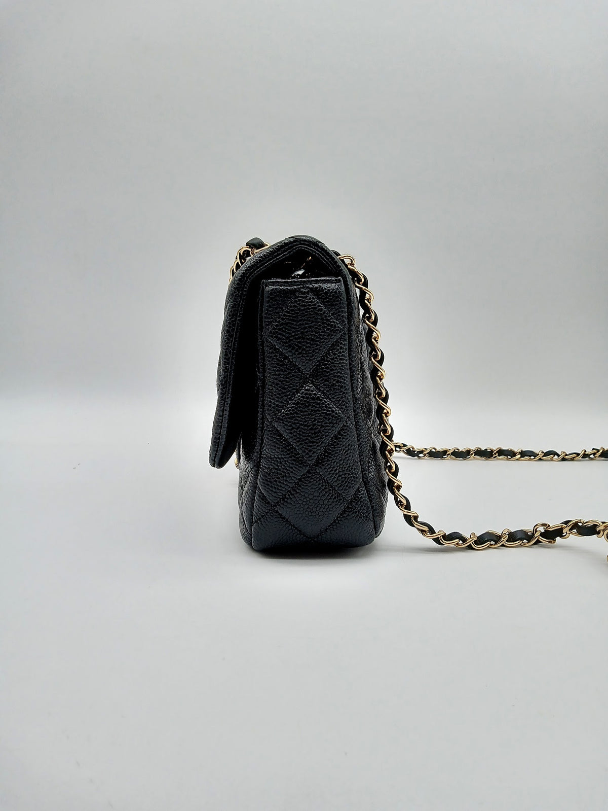 CHANEL Caviar Mini Quilted Flap