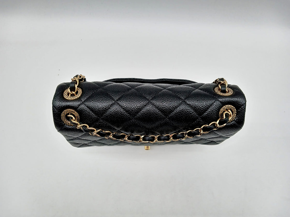 CHANEL Caviar Mini Quilted Flap