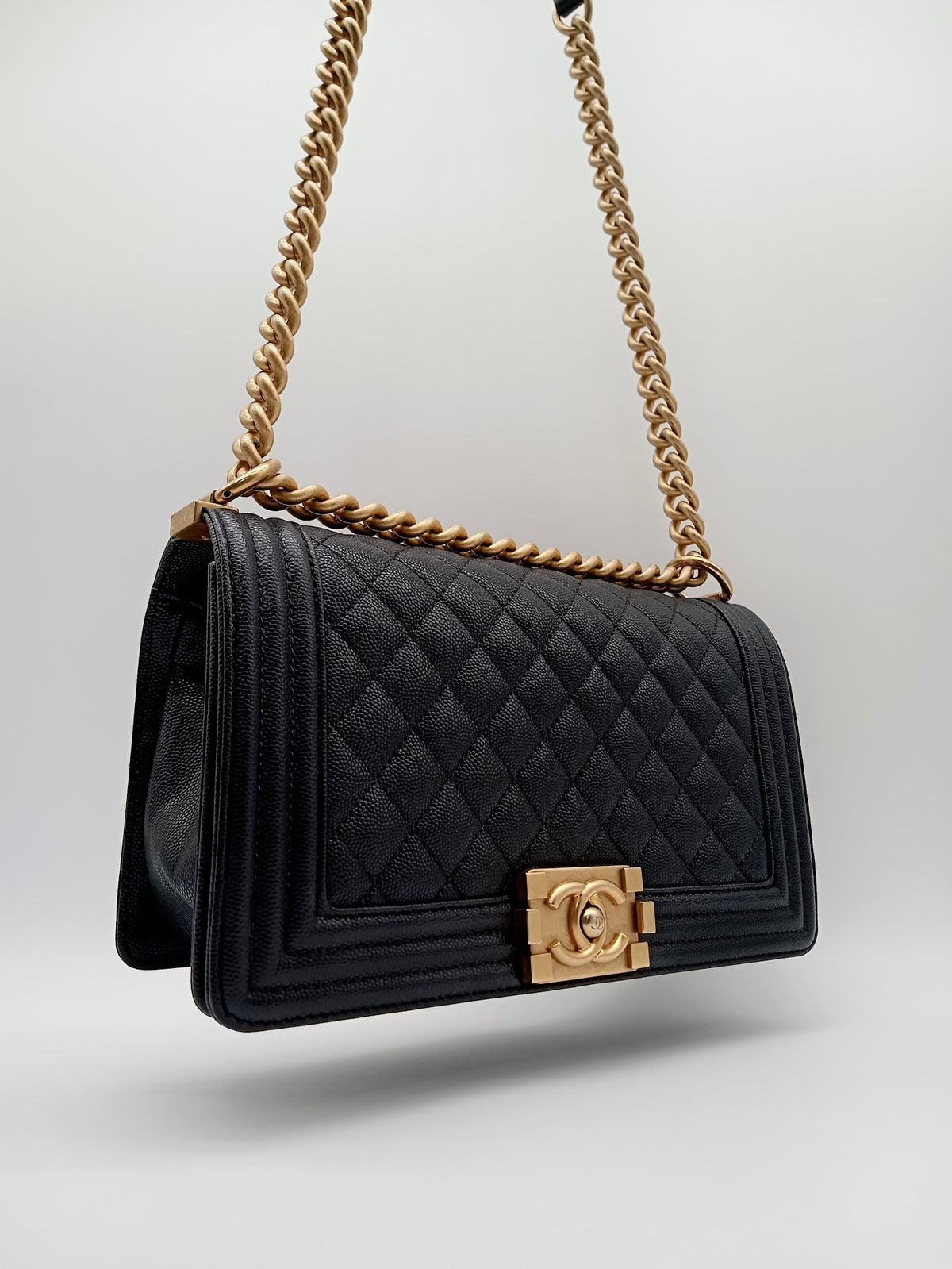 CHANEL Caviar Quilted Leboy Medium