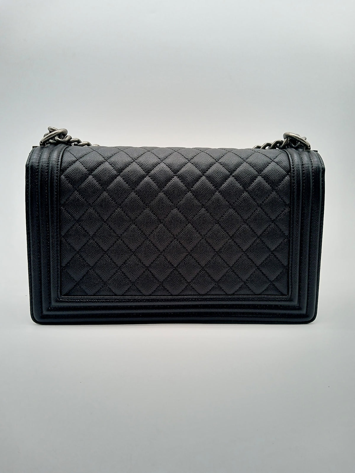 CHANEL Caviar Quilted Medium Leboy