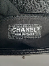 CHANEL Caviar Quilted Medium Leboy