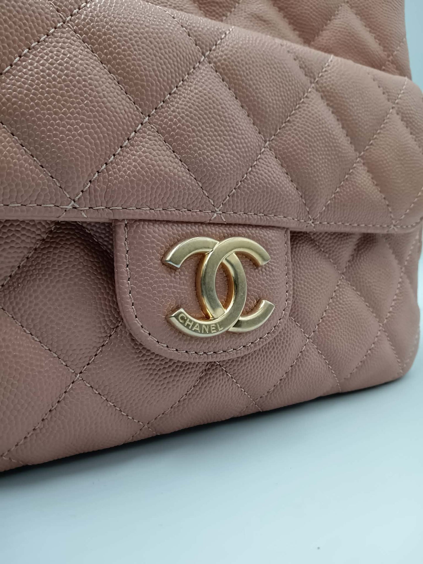 CHANEL 23P Caviar Quilted Wavy Hobo