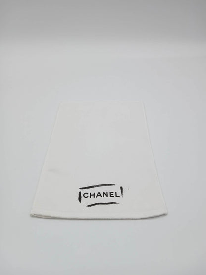 CHANEL Lambskin Quilted Chain Phone Case