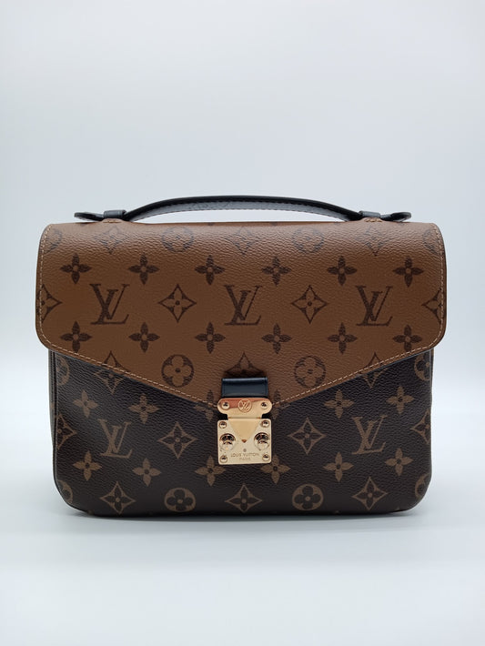 LOUIS VUITTON Reverse Monogram Pochette Metis MM