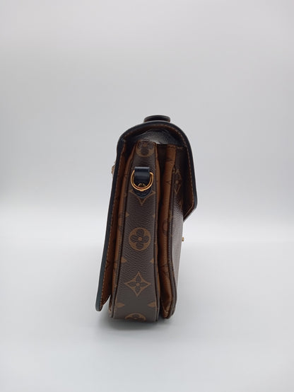 LOUIS VUITTON Reverse Monogram Pochette Metis MM