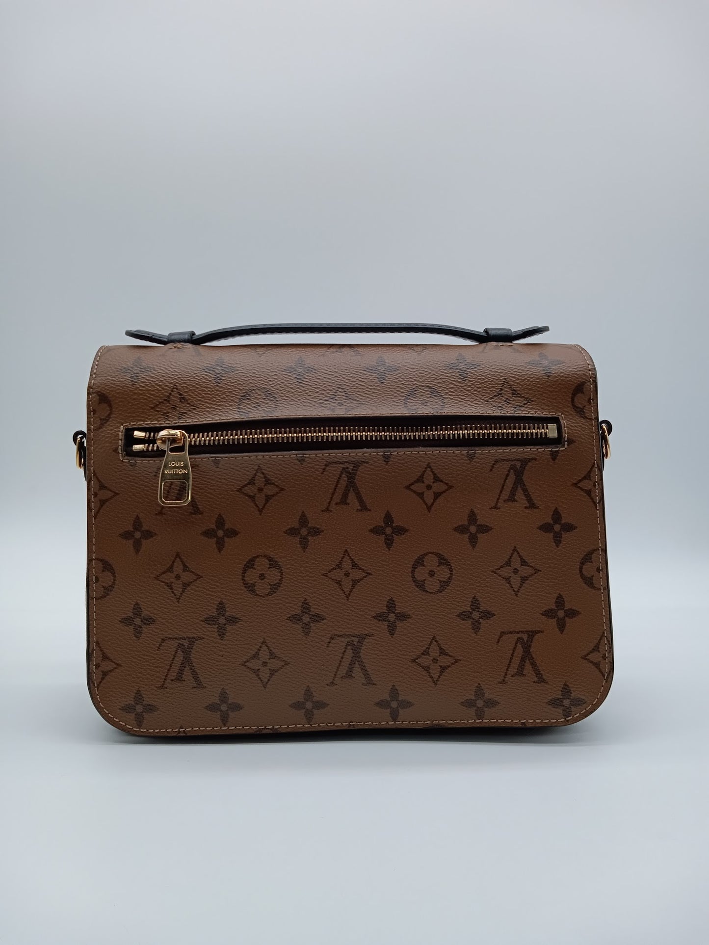 LOUIS VUITTON Reverse Monogram Pochette Metis MM